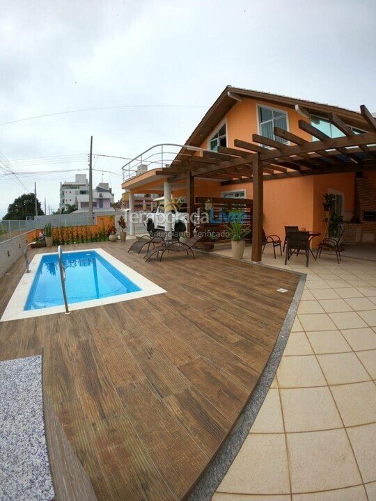 House for vacation rental in Governador Celso Ramos (Palmas)