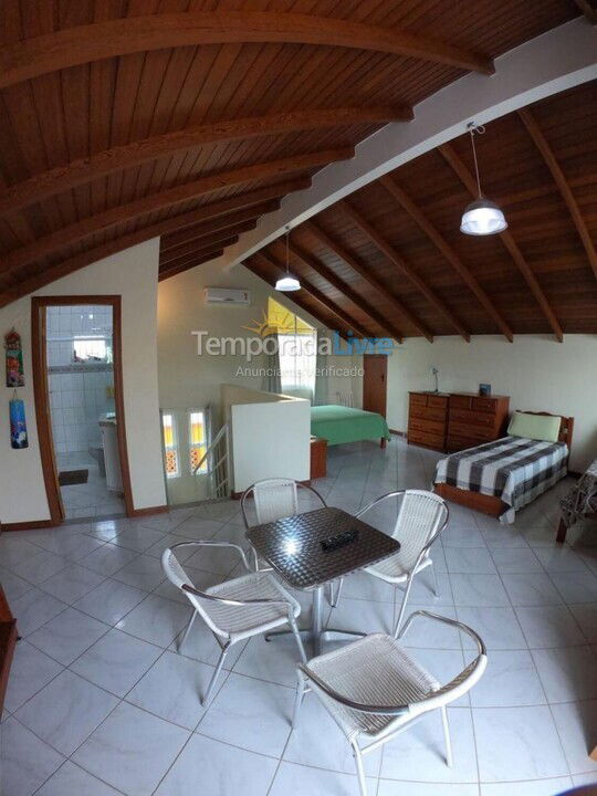 House for vacation rental in Governador Celso Ramos (Palmas)