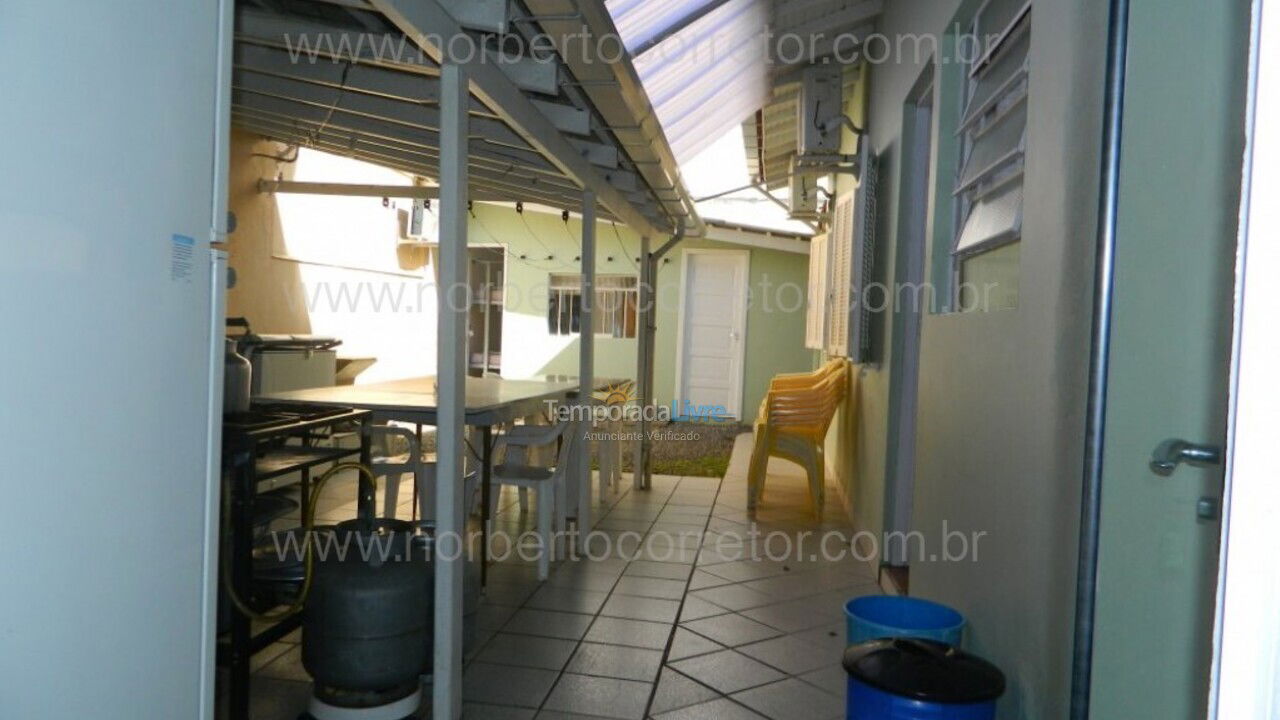 House for vacation rental in Itapema (Meia Praia)