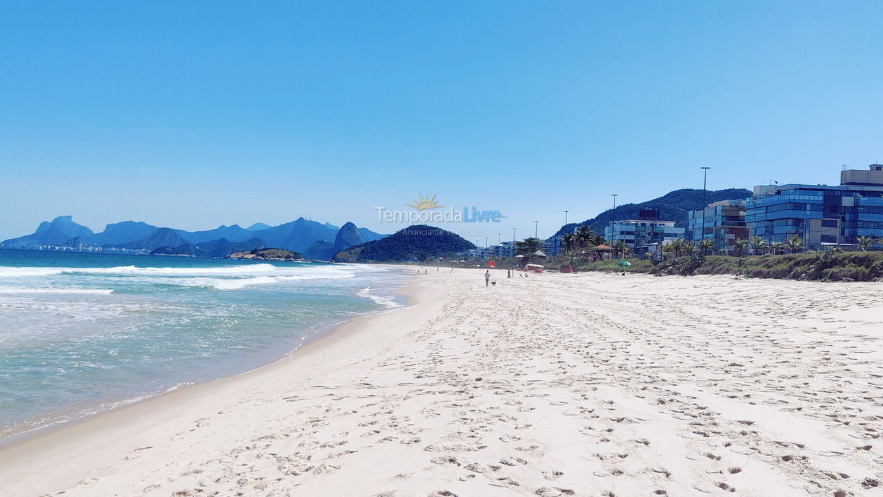 Casa para alquiler de vacaciones em Niterói (Praia de Piratininga)