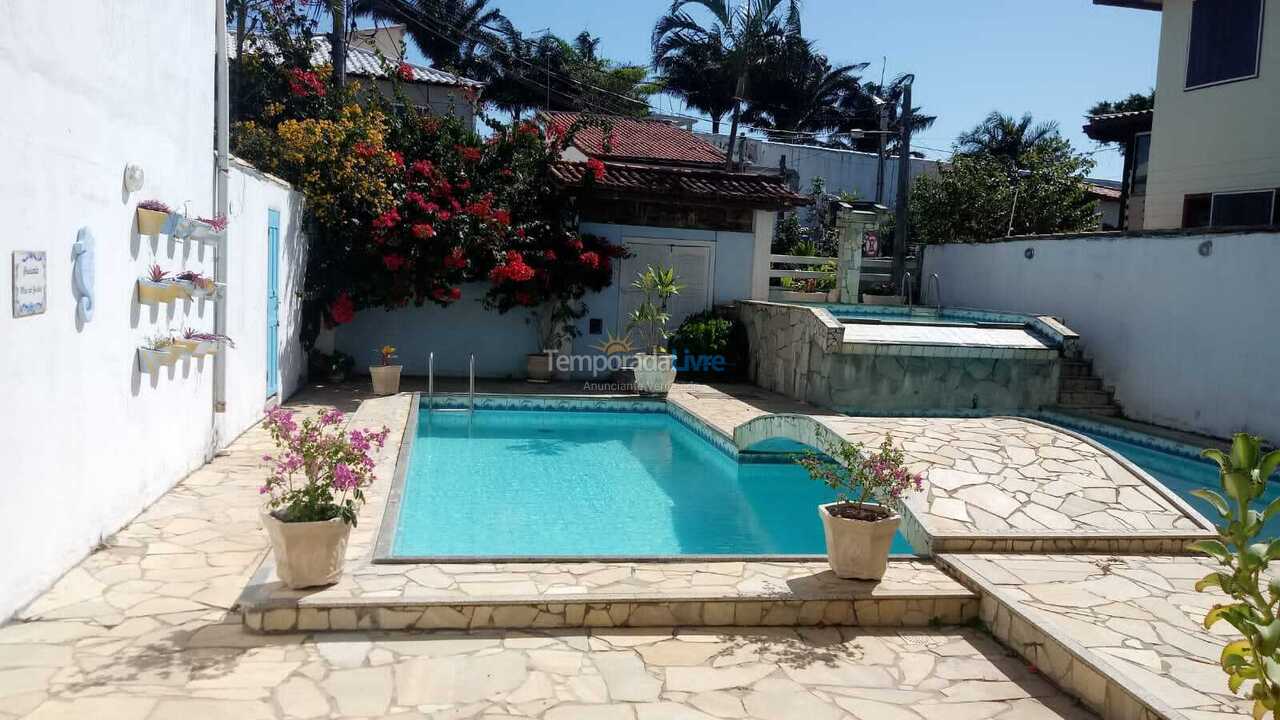 Casa para aluguel de temporada em Armação dos Búzios (Geribá)