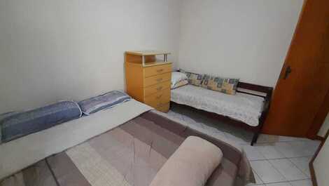 APARTAMENTO DE 3 DORMITORIOS CON GRAN BALCÓN