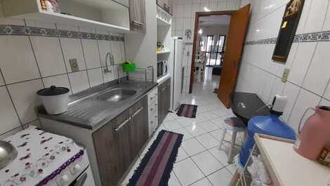 APARTAMENTO DE 3 DORMITORIOS CON GRAN BALCÓN