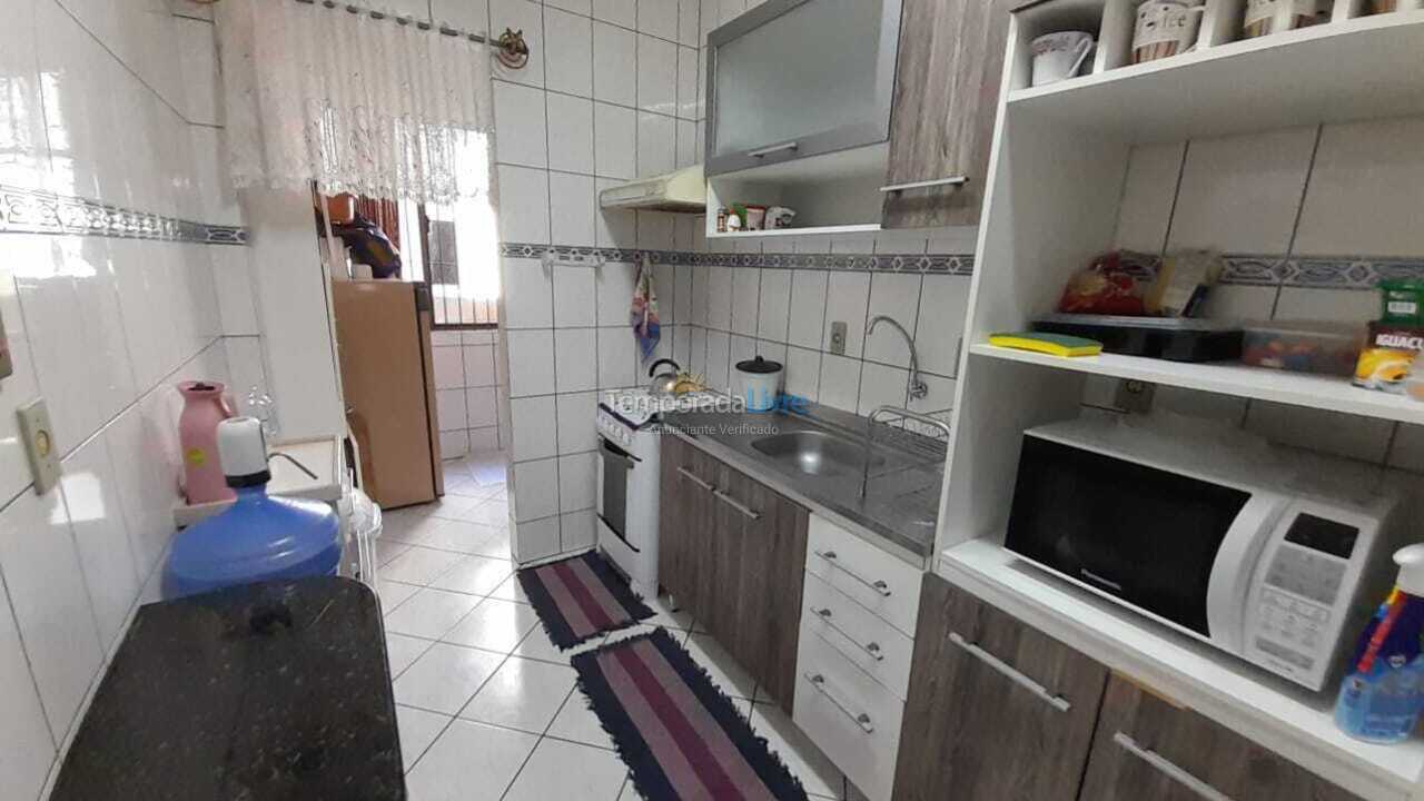 Apartamento para alquiler de vacaciones em Itapema (Meia Praia)