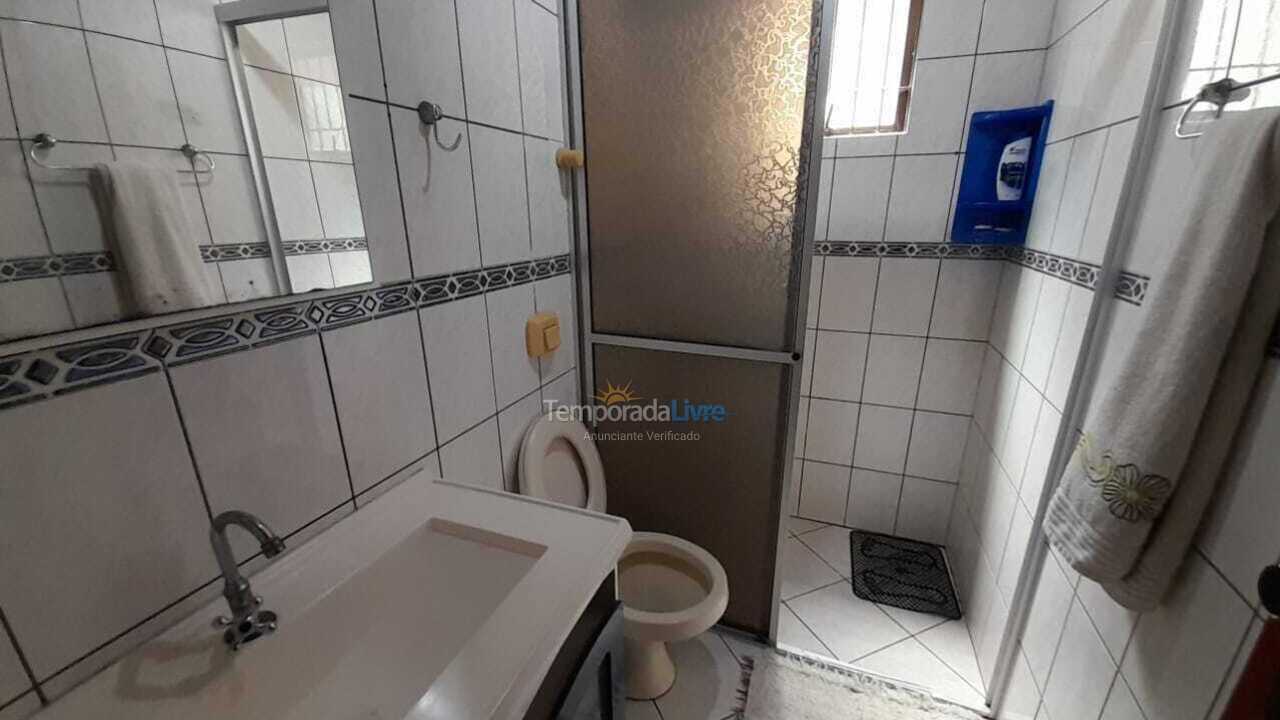 Apartamento para alquiler de vacaciones em Itapema (Meia Praia)
