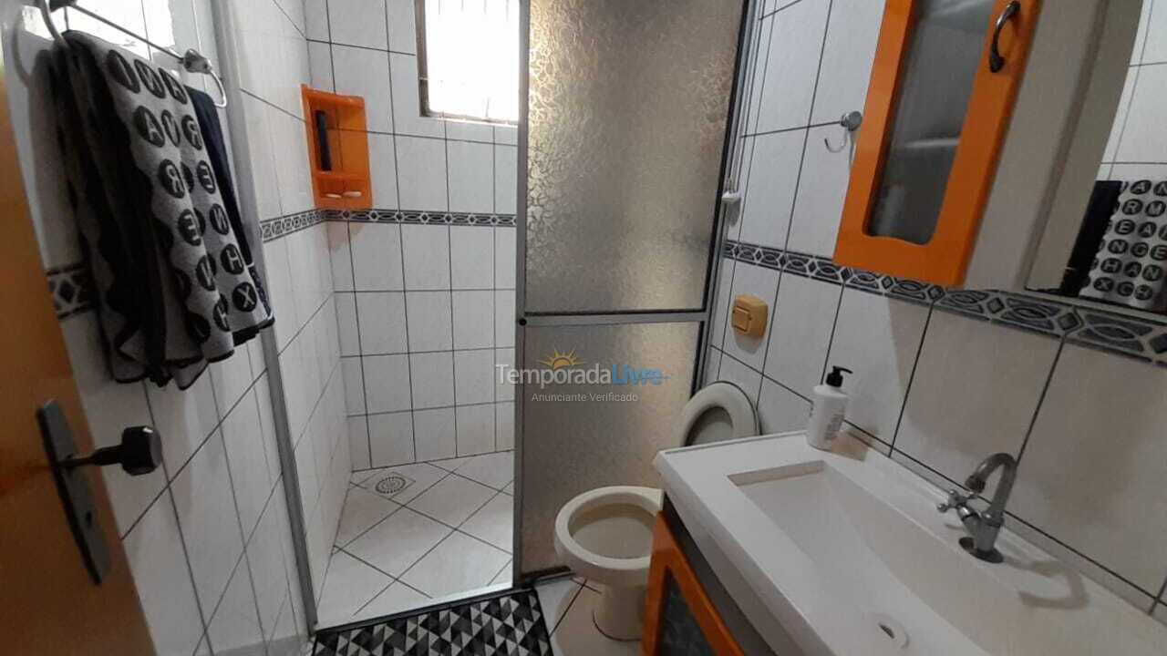 Apartamento para alquiler de vacaciones em Itapema (Meia Praia)