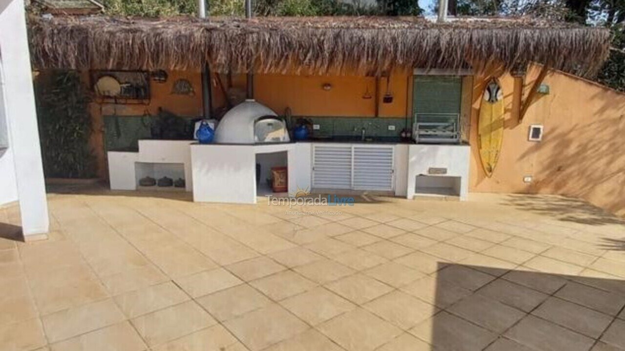 Casa para aluguel de temporada em Ilhabela (Barra Velha)
