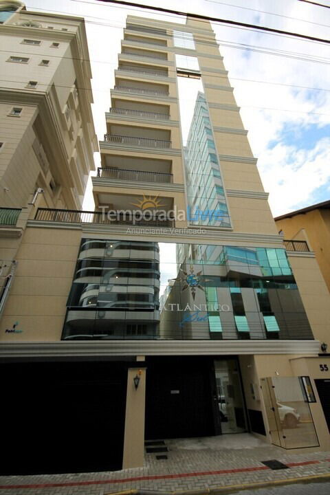 Apartamento para aluguel de temporada em Itapema (Meia Praia)
