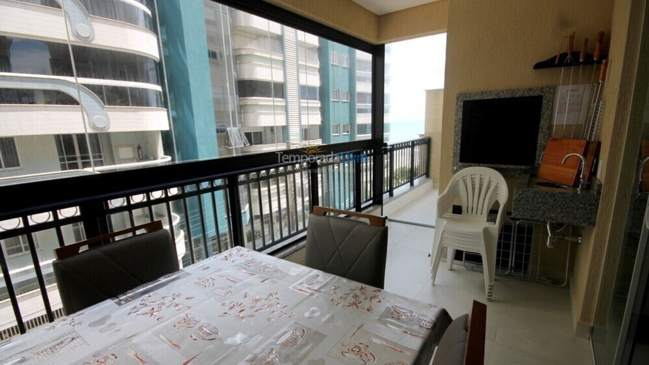Apartamento para aluguel de temporada em Itapema (Meia Praia)
