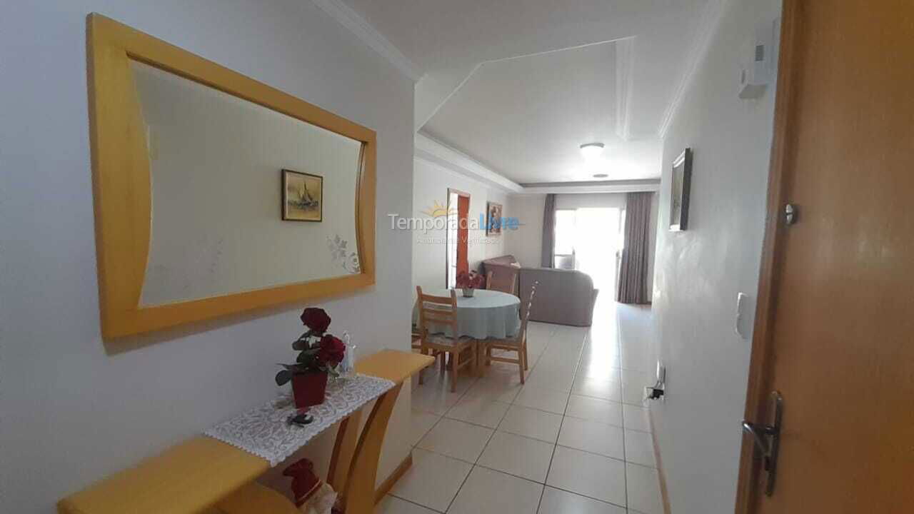 Apartment for vacation rental in Itapema (Meia Praia)