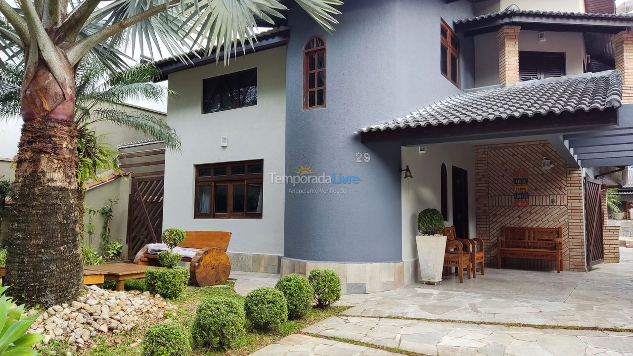 Casa para aluguel de temporada em Bertioga (Condominio Morada da Praia)