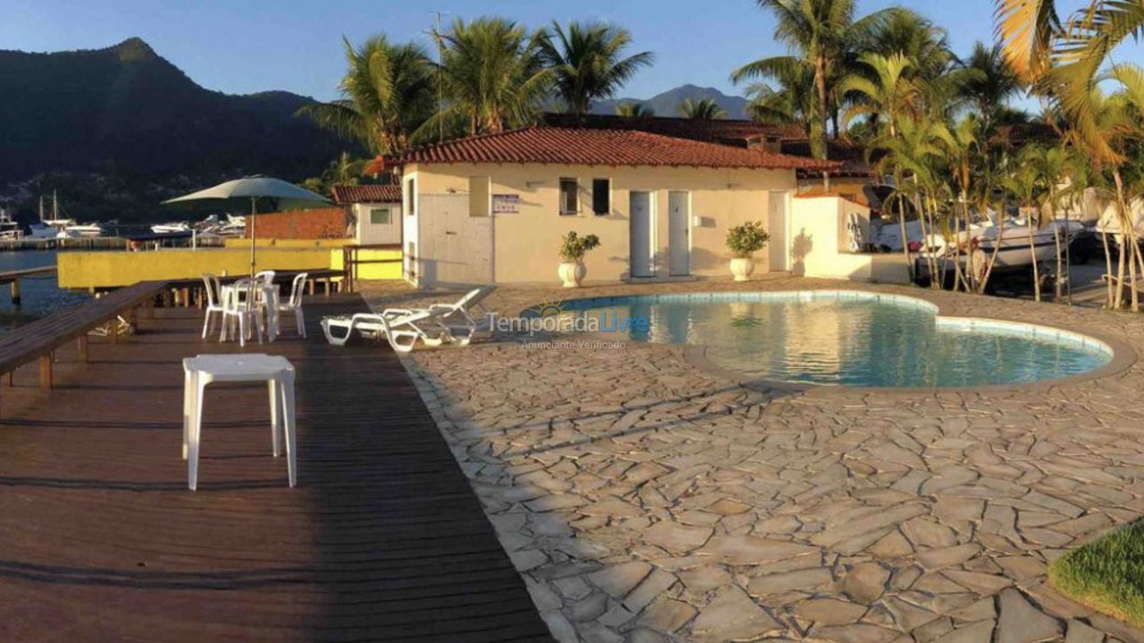 Apartamento para alquiler de vacaciones em Angra Dos Reis (Praia da Ribeira)