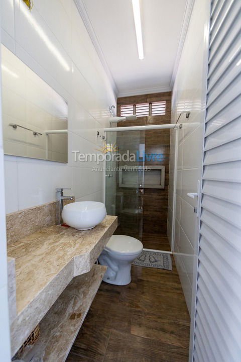 Casa para aluguel de temporada em Guaratuba (Coroados)