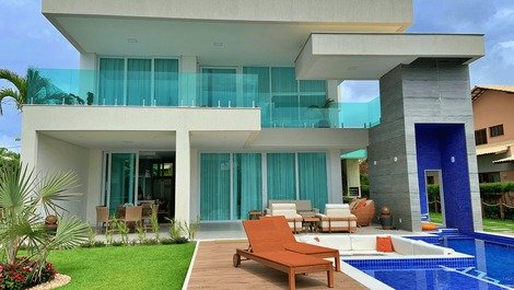 PREMIUM EMERALD HOUSE SIX SUITES NEWLY BUILT 70 METERS FROM THE BEACH