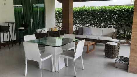CASA MALU 50 METERS FROM THE BEACH SIX SUITES CONDOMINIUM CLOSED GUARAJUBA