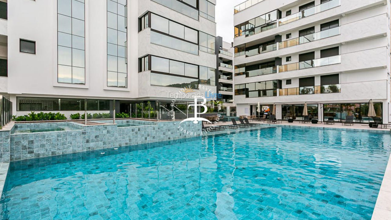 Apartamento para aluguel de temporada em Governador Celso Ramos (Praia de Palmas)