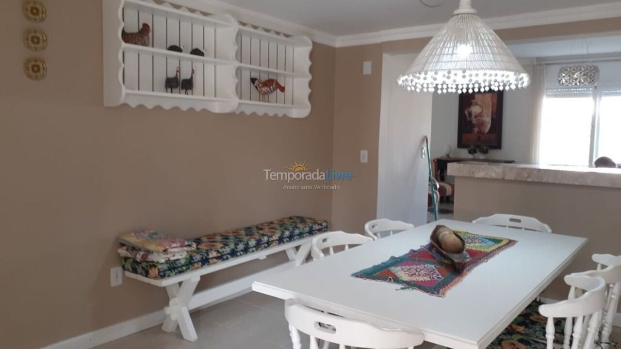 Casa para aluguel de temporada em Capão da Canoa (Xangrilá)