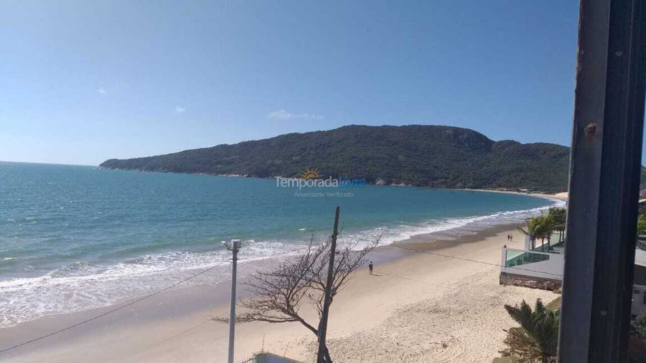 Apartamento para aluguel de temporada em Florianopolis (Praia dos Ingleses)