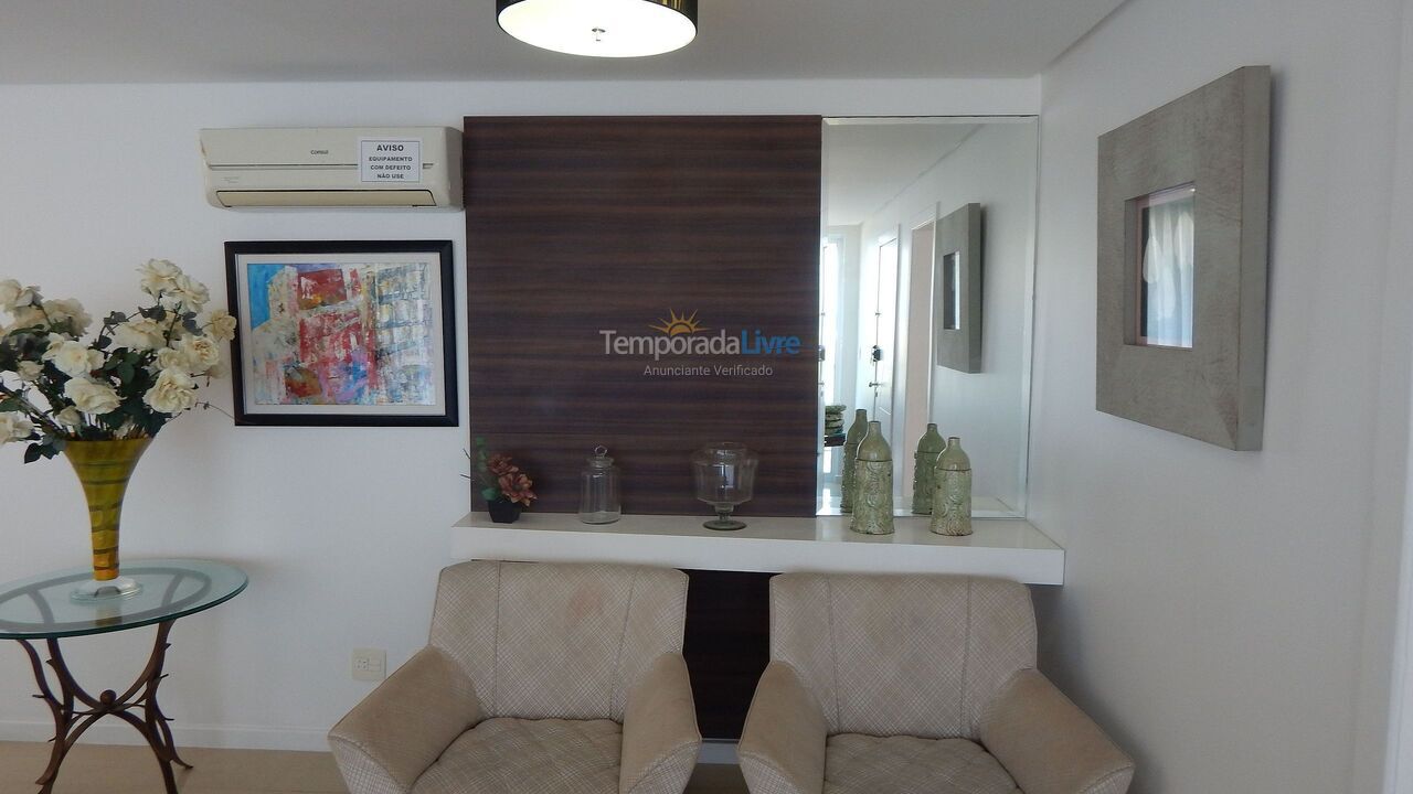 Apartamento para aluguel de temporada em Cabo Frio (Braga)