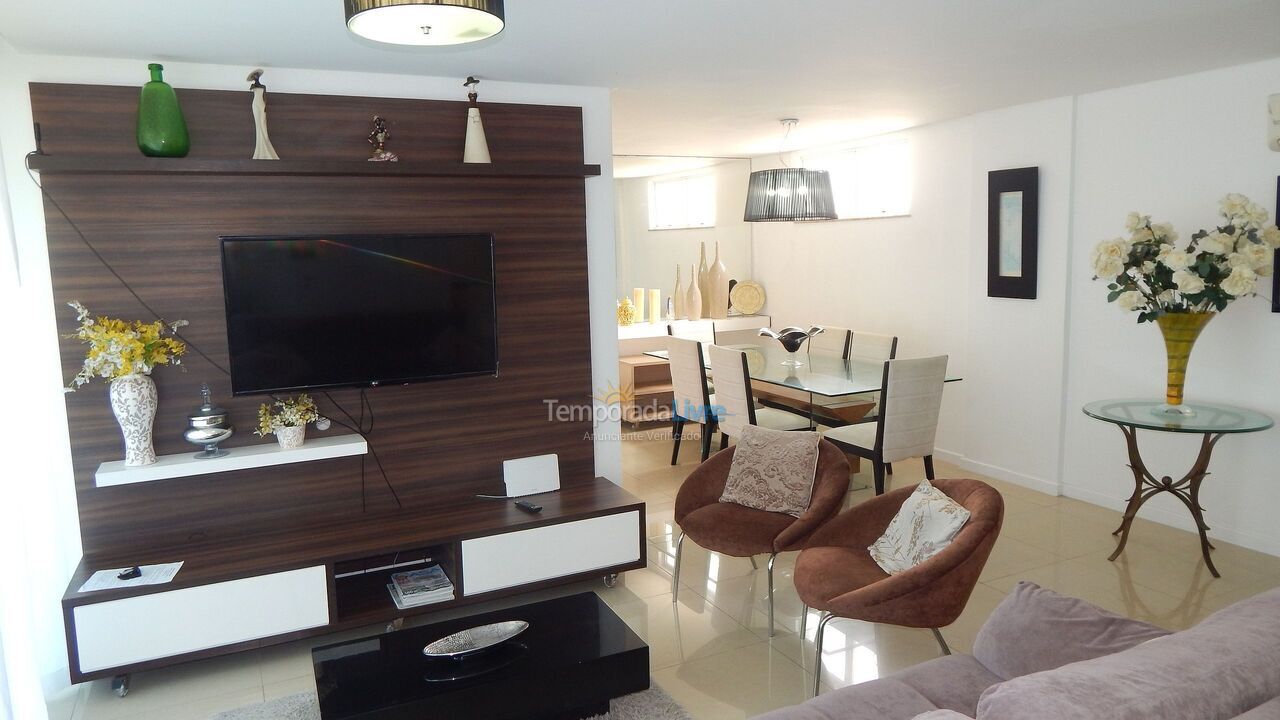 Apartamento para aluguel de temporada em Cabo Frio (Braga)