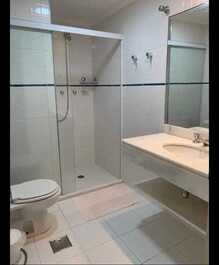 Great apartment in Pitangueiras for the season