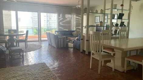 Great apartment in Pitangueiras for the season