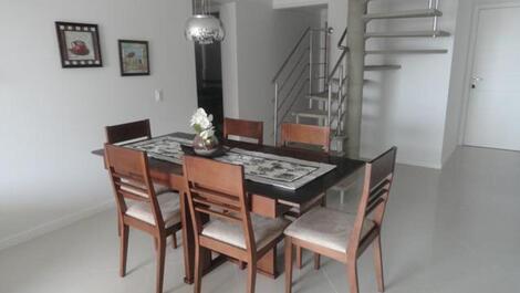 COBERTURA DUPLEX A 50M DA PRAIA