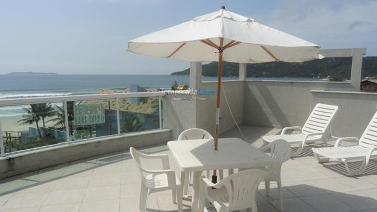 Apartamento para aluguel de temporada em Bombinhas (Canto Grande)