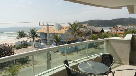COBERTURA DUPLEX A 50M DA PRAIA