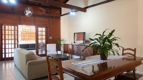Casa para alugar em Florianópolis - Jurere Tradicional