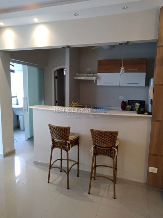 Apartamento para aluguel de temporada em Guarujá (Enseada)