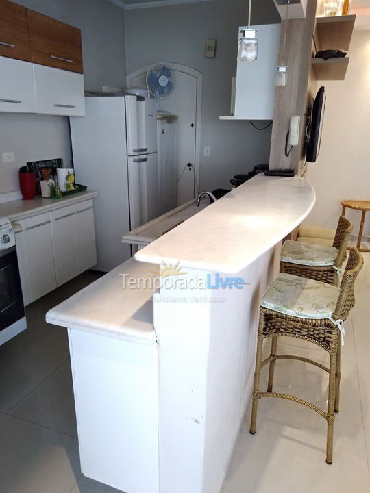 Apartment for vacation rental in Guarujá (Enseada)