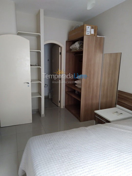 Apartamento para aluguel de temporada em Guarujá (Enseada)