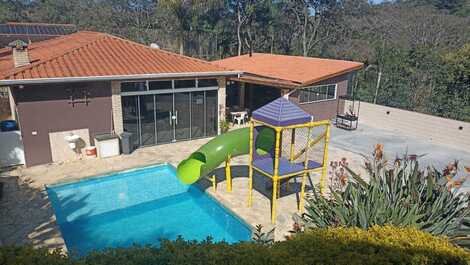 Promoción Preciosa finca con piscina climatizada, tobogán y campo de fútbol