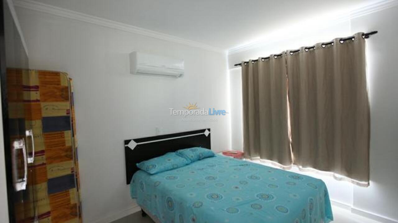 Apartment for vacation rental in Bombinhas (Canto Grande)