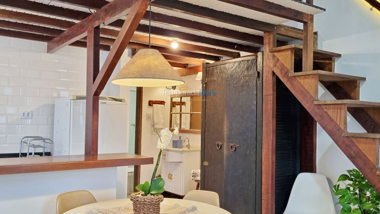 Casa para aluguel de temporada em Ubatuba (Itaguá)