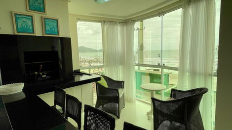 Precioso apartamento frente al mar!!!!