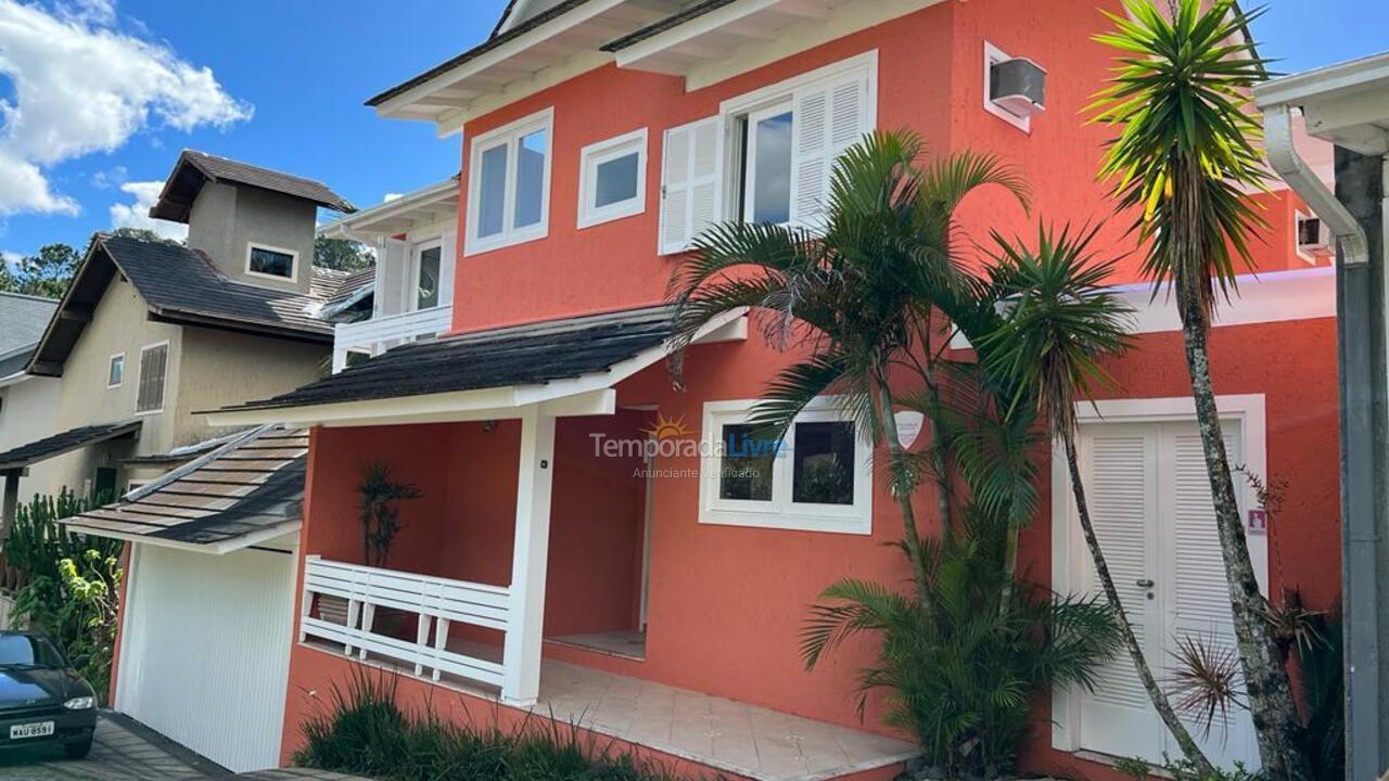 Casa para aluguel de temporada em Florianópolis (Praia Mole)