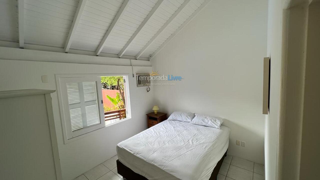Casa para aluguel de temporada em Florianópolis (Praia Mole)
