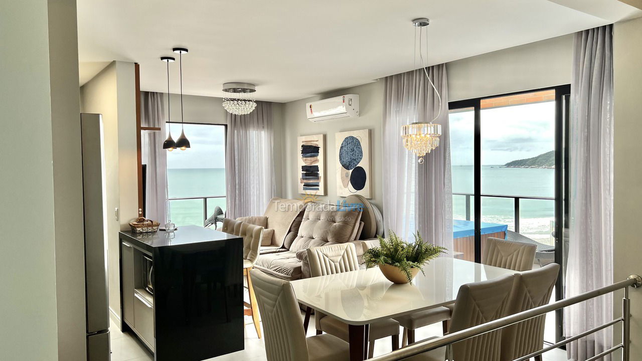 Apartment for vacation rental in Bombinhas (Canto Grande)