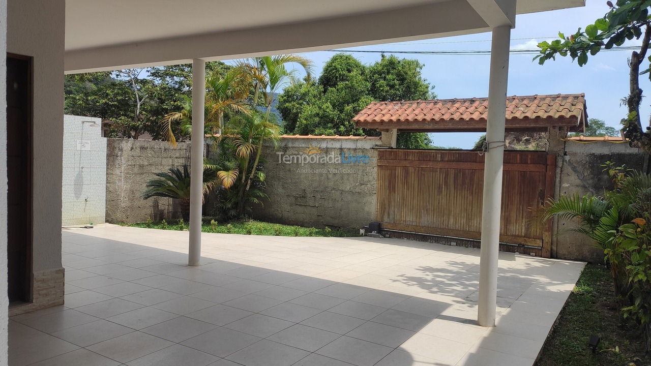 Casa para alquiler de vacaciones em Ubatuba (Maranduba)