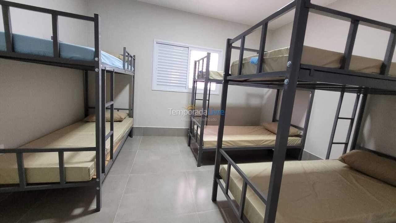 Apartment for vacation rental in Uberaba (Amoroso Costa)