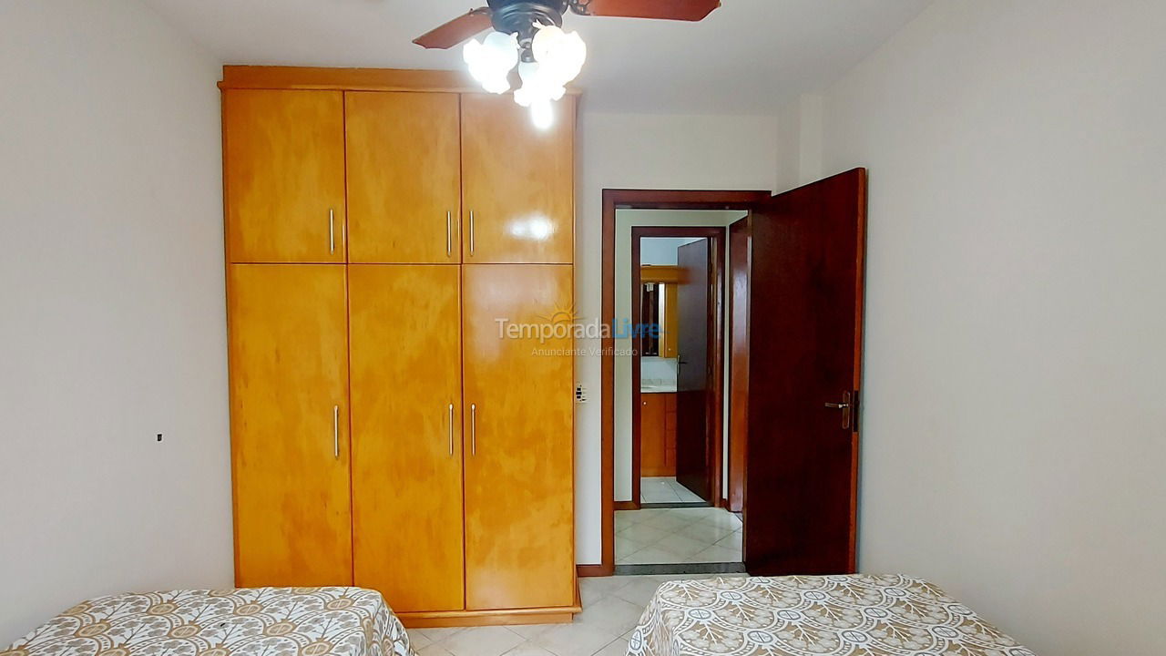 Apartment for vacation rental in Bombinhas (Centro de Bombinhas)