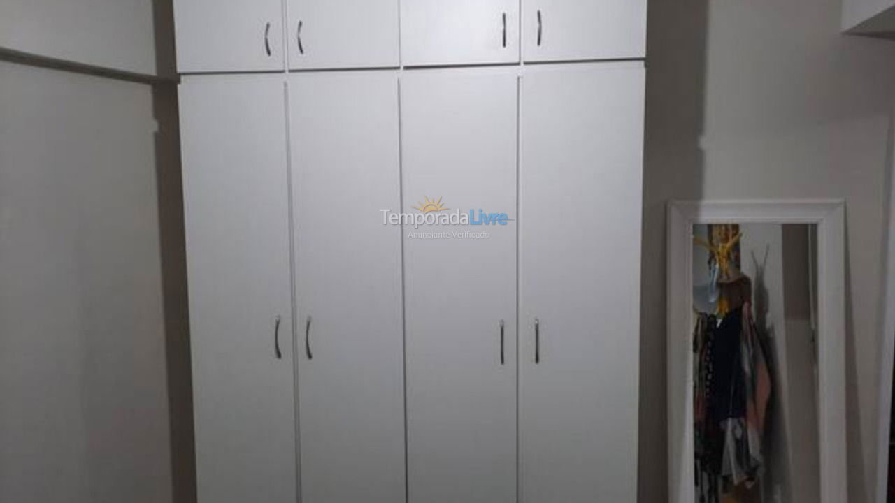 Apartamento para aluguel de temporada em Recife (Espinheiro)