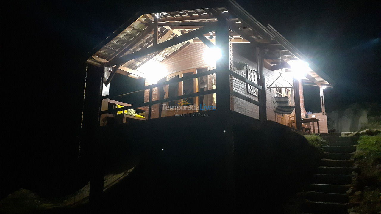 Casa para aluguel de temporada em Joanópolis (Vargem Escura)