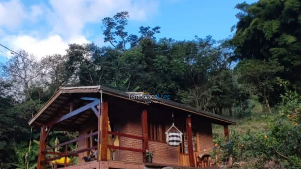 Casa para aluguel de temporada em Joanópolis (Vargem Escura)