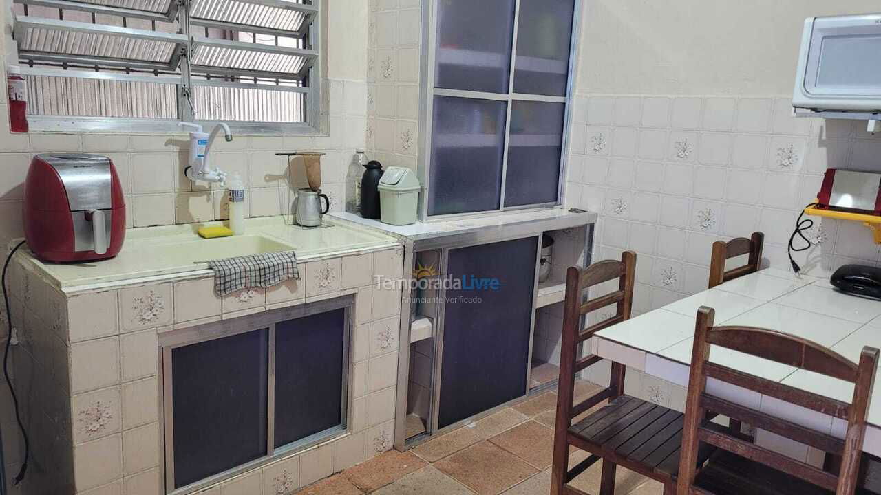 Casa para aluguel de temporada em Ilha Comprida (Balneario Icarai)