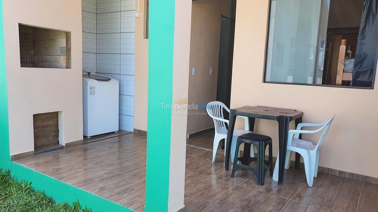 Apartamento para aluguel de temporada em Balneário Gaivota (Praia Lagoa Cortada)