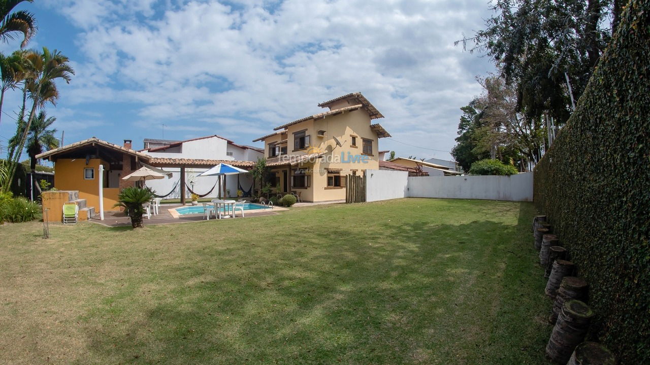 Casa para aluguel de temporada em Serra (Parque Jacaraipe)