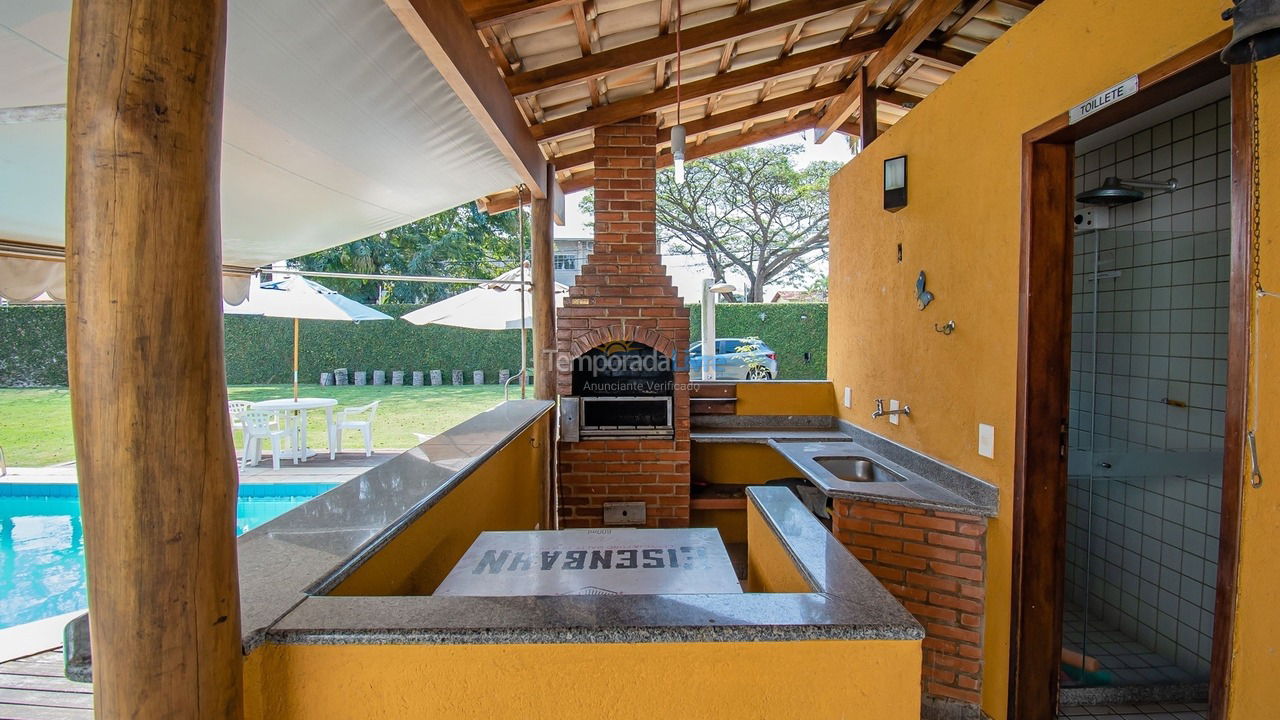 Casa para aluguel de temporada em Serra (Parque Jacaraipe)
